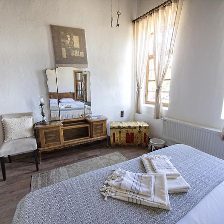 Birgi Hotel Saliha Hanim Tas Konak מראה חיצוני תמונה