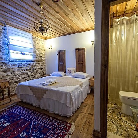 Birgi Hotel Saliha Hanim Tas Konak מראה חיצוני תמונה