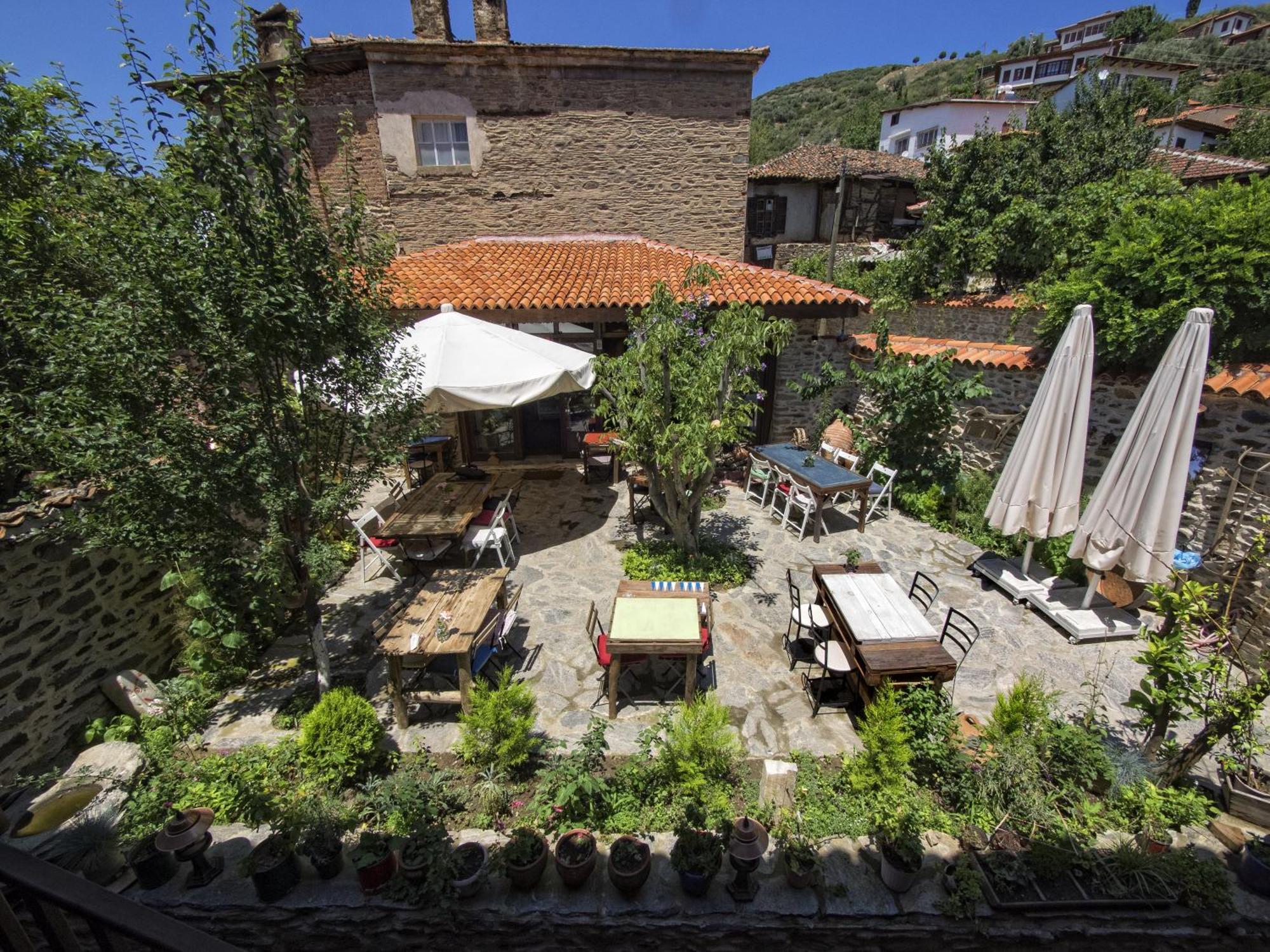 Birgi Hotel Saliha Hanim Tas Konak מראה חיצוני תמונה