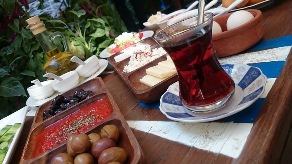 Birgi Hotel Saliha Hanim Tas Konak מראה חיצוני תמונה